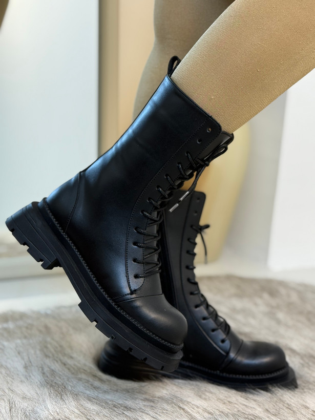 بوت لژ دار مشکی بلند