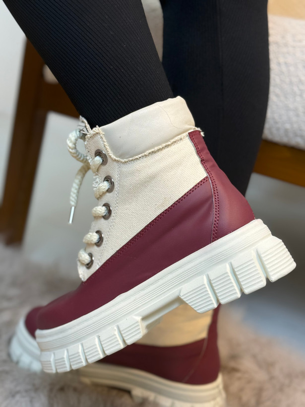 بوت زنانه زرشکی دسکوارد